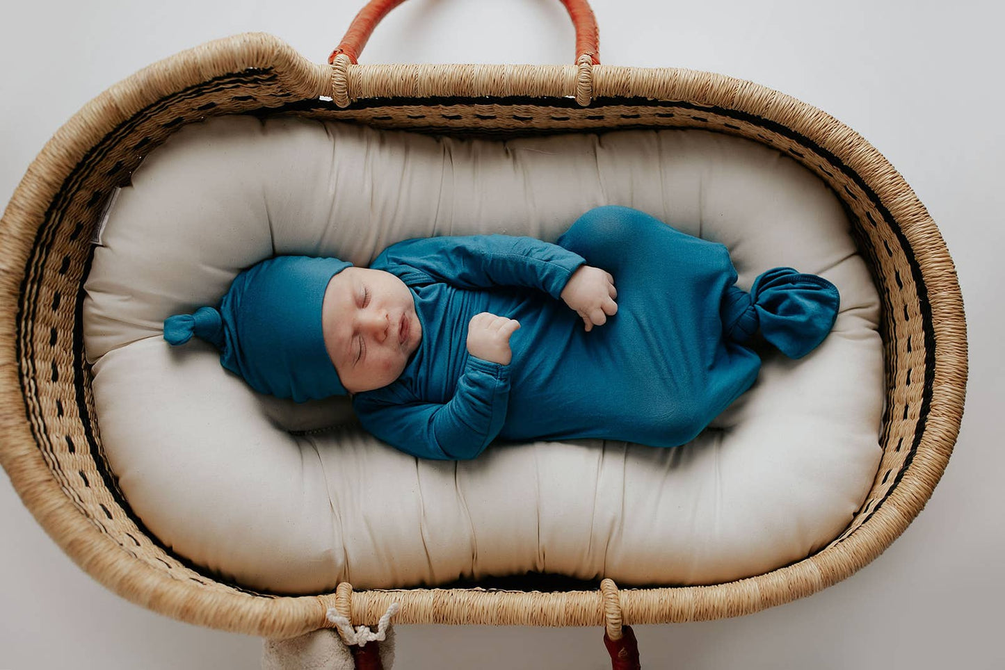 Three Little Tots - Blue Knotted Gown: Gown & Hat