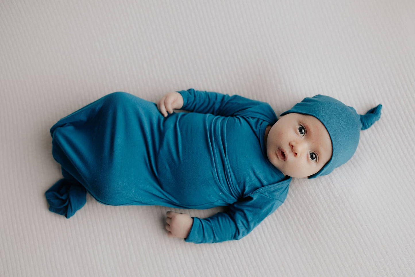 Three Little Tots - Blue Knotted Gown: Gown & Hat