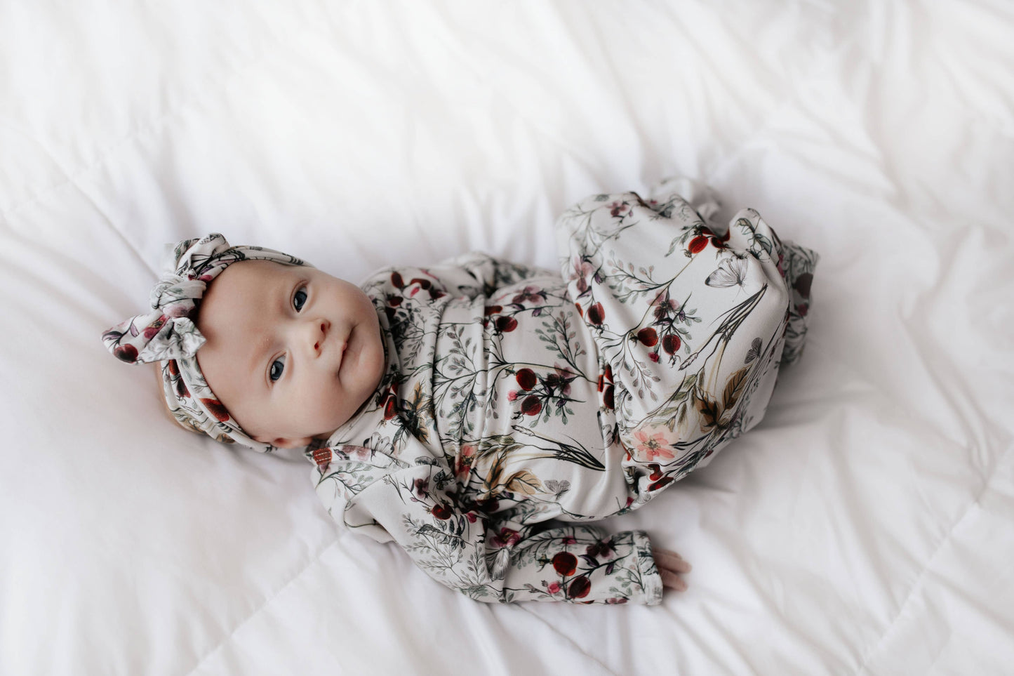 Three Little Tots - Floral Flower Knotted Gown: Gown & Hat